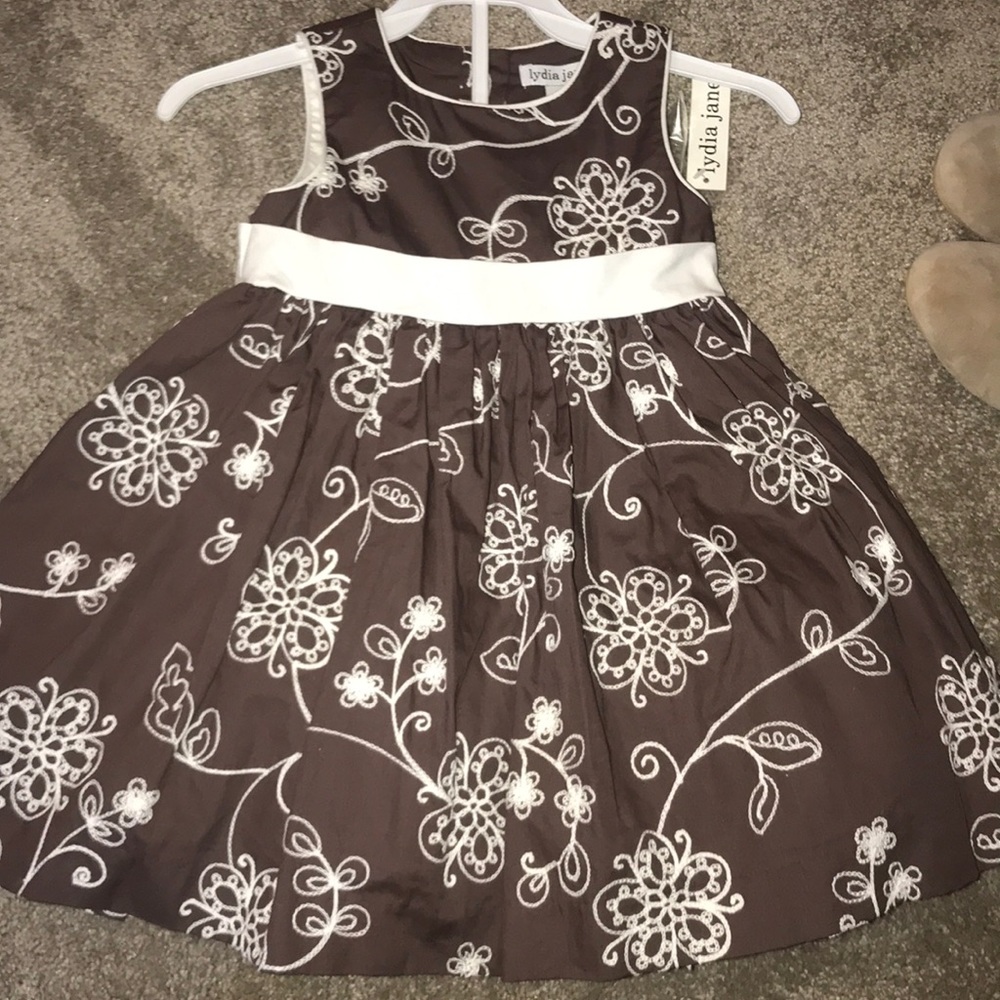 Girls dress